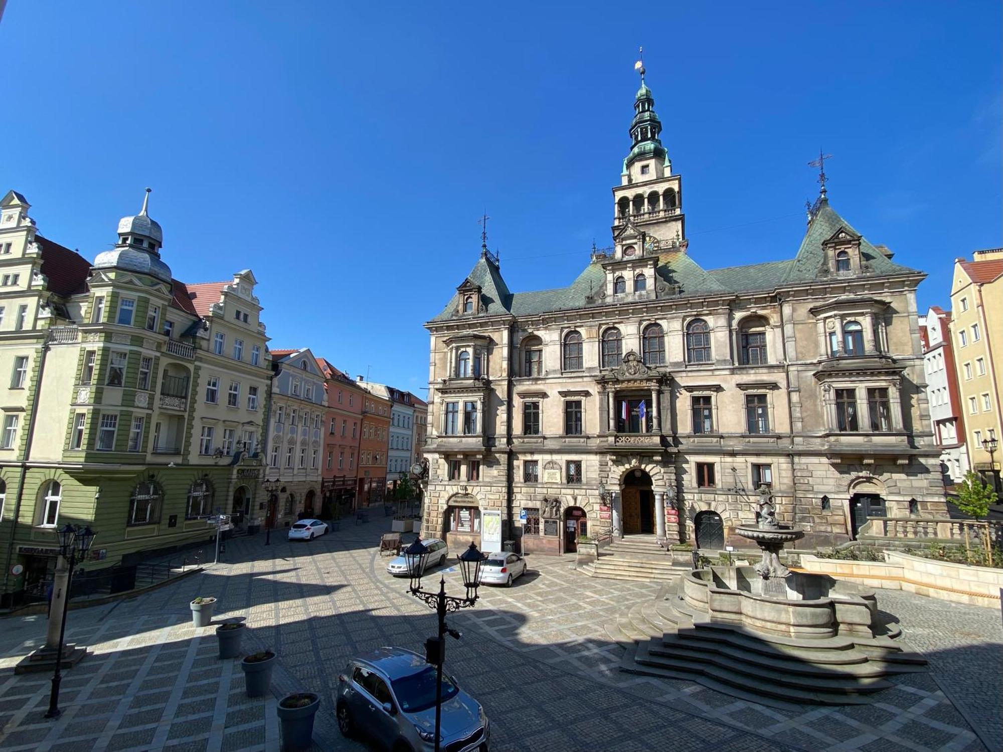 Apartament Przy Ratuszu Kłodzko Exterior foto